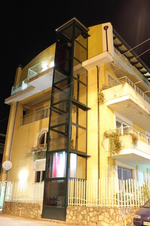 B&B I Fiori Del Mare Agropoli Exterior foto